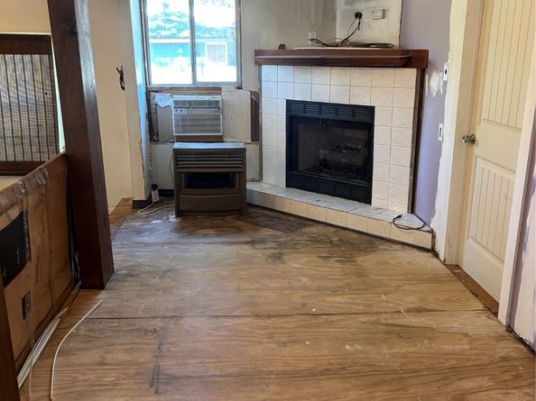 404 Commerce Street, Tomball TX 77375