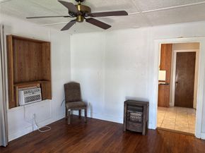 404 Commerce Street, Tomball TX 77375