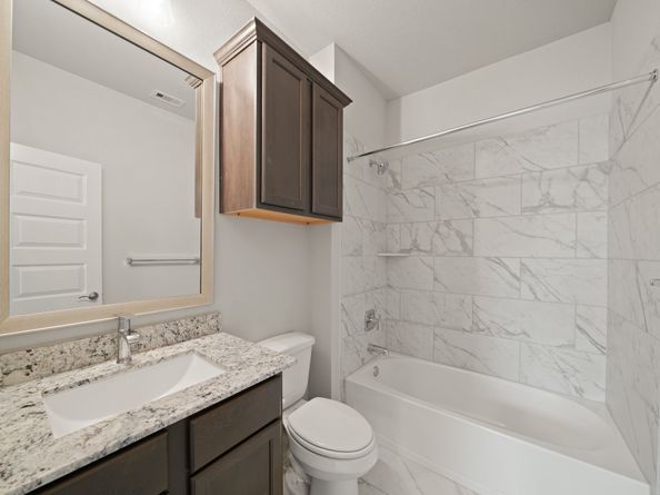 2140 Golden Spruce Lane, Conroe TX 77301