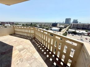 2016 Main Street 902, Houston TX 77002