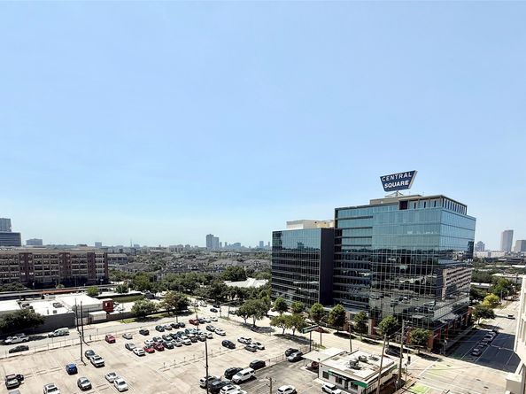 2016 Main Street 902, Houston TX 77002