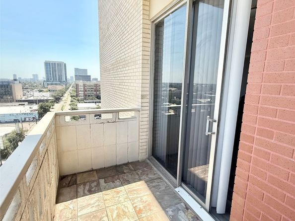 2016 Main Street 902, Houston TX 77002