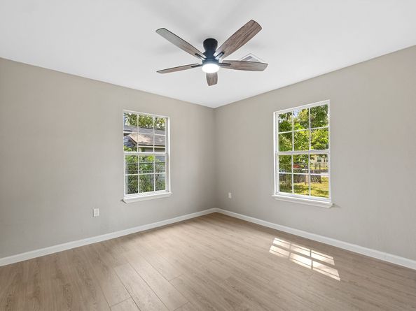 7413 W Knoll Street, Houston TX 77028
