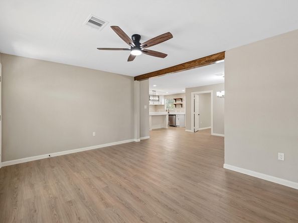 7413 W Knoll Street, Houston TX 77028