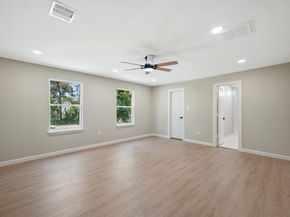 7413 W Knoll Street, Houston TX 77028