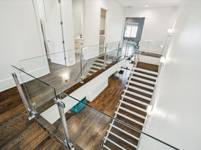 1010 Waltway Drive, Houston TX 77008