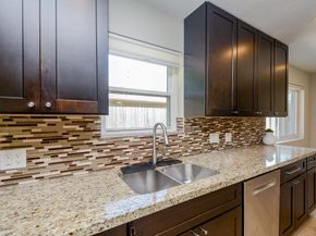 2906 Shadowdale Drive, Houston TX 77043