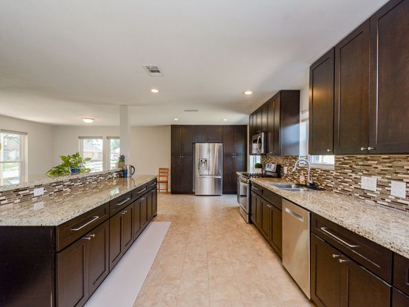 2906 Shadowdale Drive, Houston TX 77043