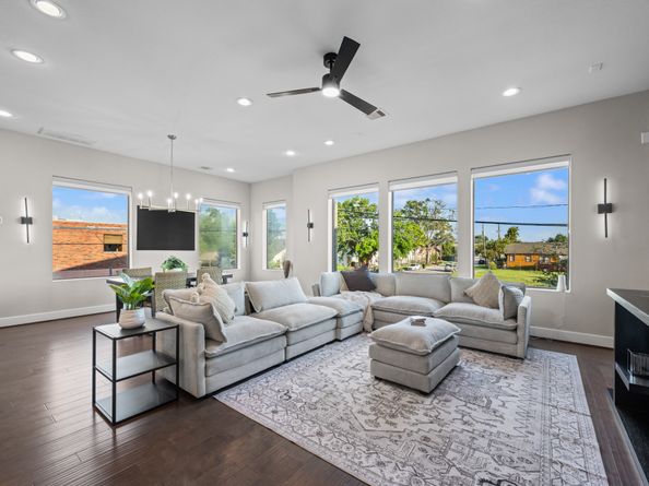 717 Morris Street, Houston TX 77009