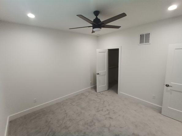 5217 Pickfair Street, Houston TX 77026