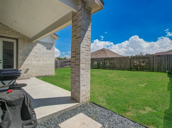 23608 Olive Creek Lane, New Caney TX 77357