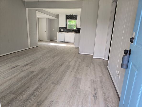 7127 Willowtex Drive, Houston TX 77396
