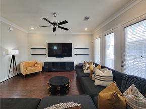 432 N Live Oak Street, Houston TX 77003