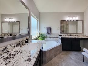 432 N Live Oak Street, Houston TX 77003