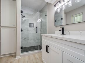 4735 Theall Road, Houston TX 77066
