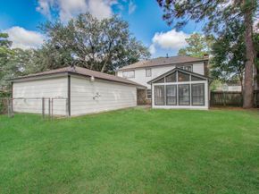 4735 Theall Road, Houston TX 77066