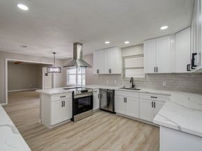 4735 Theall Road, Houston TX 77066
