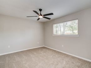 4735 Theall Road, Houston TX 77066