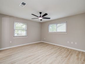 4735 Theall Road, Houston TX 77066