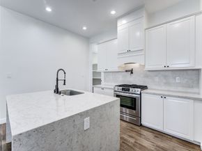 2 E Wavy Oak Circle, Spring TX 77381