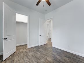 2 E Wavy Oak Circle, Spring TX 77381
