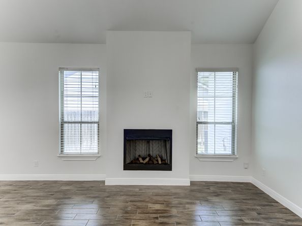 2 E Wavy Oak Circle, Spring TX 77381
