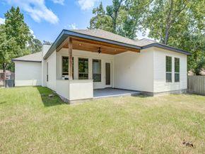 2 E Wavy Oak Circle, Spring TX 77381