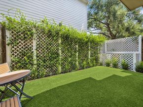 1442 Lawrence Street, Houston TX 77008
