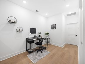 322 Neyland Street, Houston TX 77022