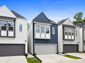 322 Neyland Street, Houston TX 77022