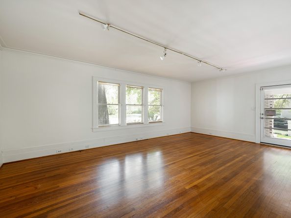3416 Audubon Place, Houston TX 77006