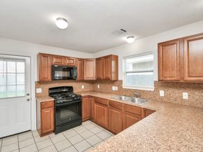 5527 Hamill Ranch Lane, Houston TX 77066
