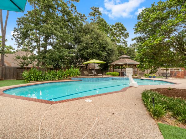 22 Royal Ridge Place, The Woodlands TX 77382