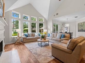 22 Royal Ridge Place, The Woodlands TX 77382