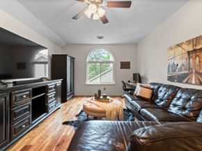 22 Royal Ridge Place, The Woodlands TX 77382