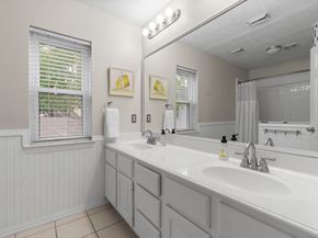 22 Royal Ridge Place, The Woodlands TX 77382