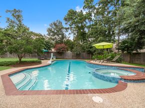 22 Royal Ridge Place, The Woodlands TX 77382