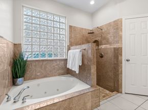 22 Royal Ridge Place, The Woodlands TX 77382