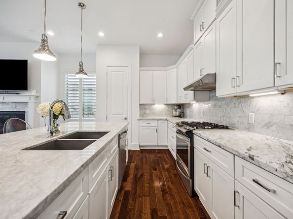 4310 Koehler Street A, Houston TX 77007