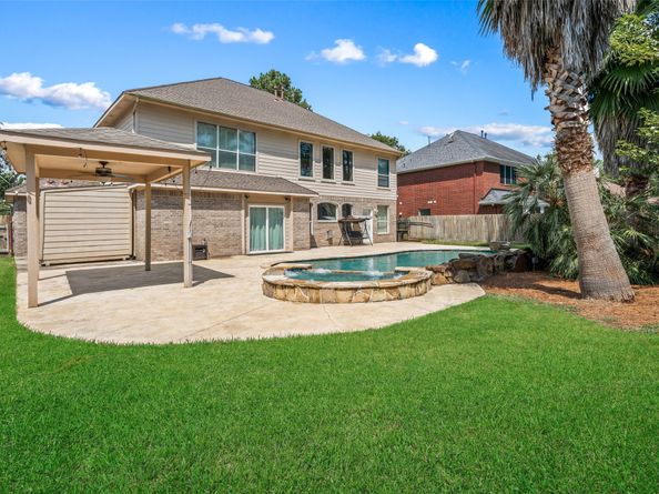 18326 Marlin Waters Drive, Humble TX 77346