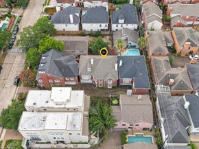2222 Nantucket Drive B, Houston TX 77057