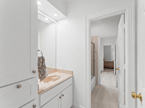 2222 Nantucket Drive B, Houston TX 77057