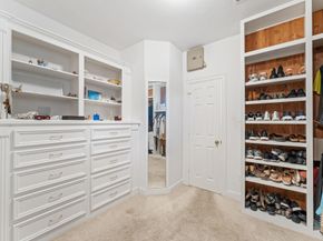2222 Nantucket Drive B, Houston TX 77057