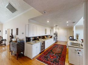 1327 Ashland Street, Houston TX 77008