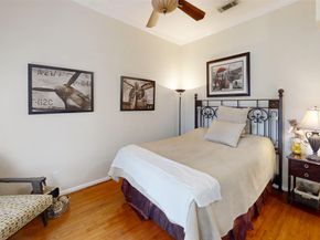 1327 Ashland Street, Houston TX 77008