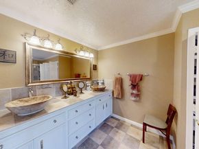 1327 Ashland Street, Houston TX 77008