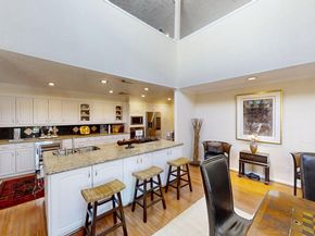 1327 Ashland Street, Houston TX 77008