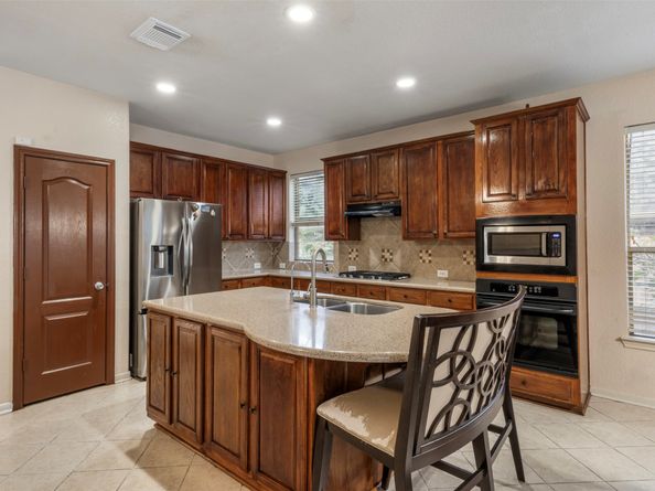 4631 Tamarind Trail, Kingwood TX 77345