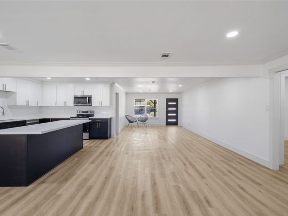 5219 Cosby Street, Houston TX 77021