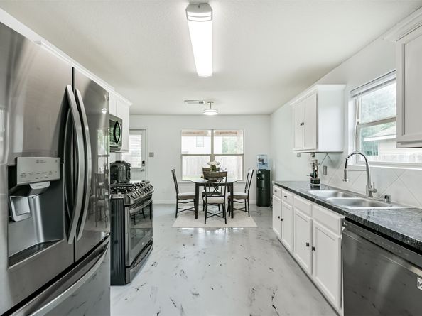 1604 Redbud Grove Ct Court, Conroe TX 77301